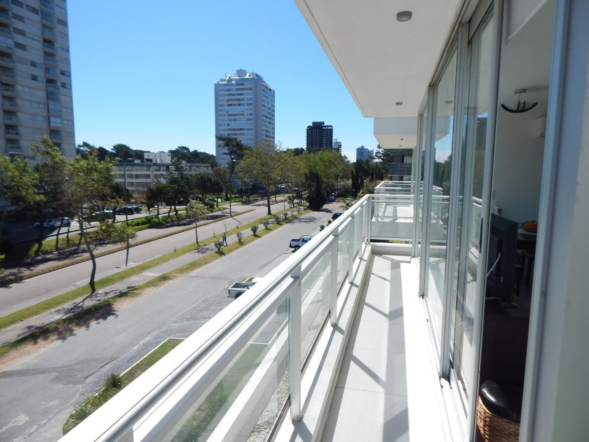 Bellagio Tower Apartment Пунта дел Есте Екстериор снимка
